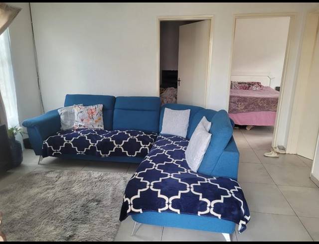 2 BEDROOM HOUSE FOR SALE IN SALFIN